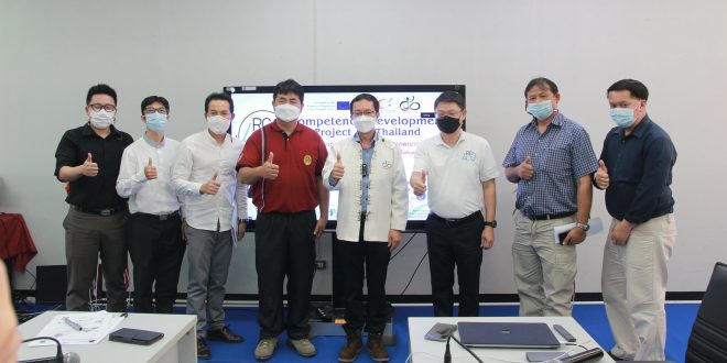 โครงการยกระดับขีดความสามารถคณาจารย์สู่ความเป็นเลิศทางการสอนและการประยุกต์ใช้เทคโนโลยีอุตสาหกรรม Recap 4.0 โครงการยกระดับขีดความสามารถคณาจารย์สู่ความเป็นเลิศทางการสอนและการประยุกต์ใช้เทคโนโลยีอุตสาหกรรม Recap 4.0